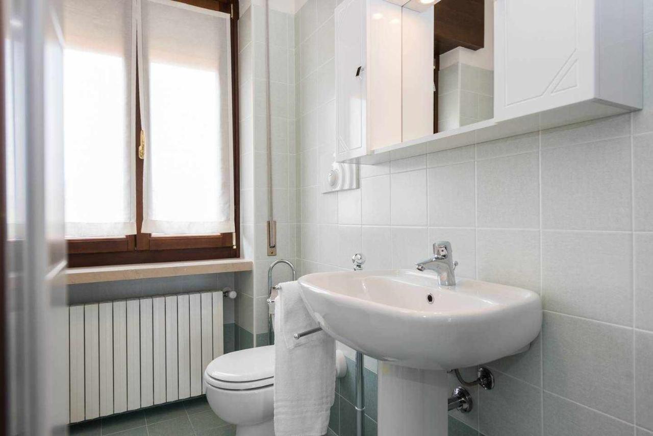Ortaglia B3 Apartment Тори дел Бенако Екстериор снимка