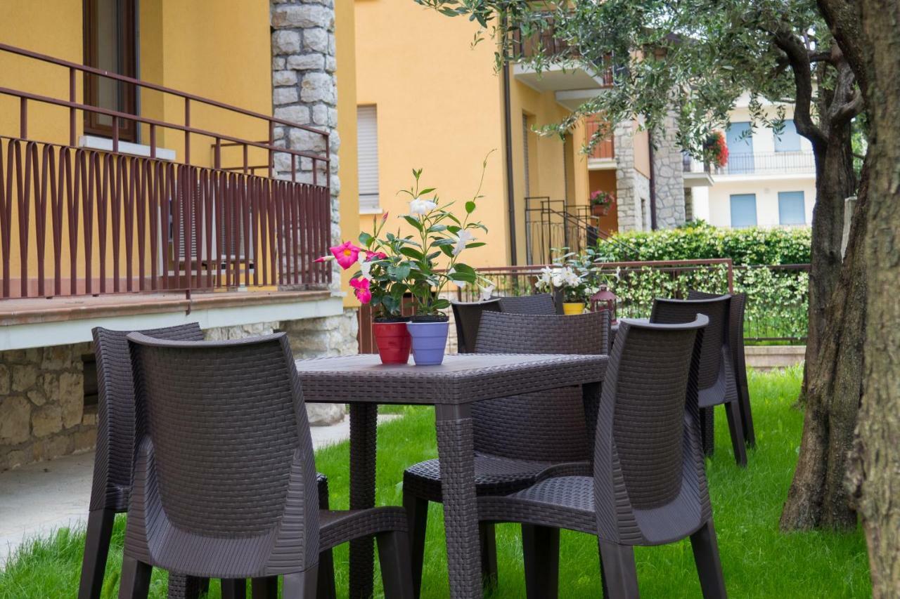 Ortaglia B3 Apartment Тори дел Бенако Екстериор снимка